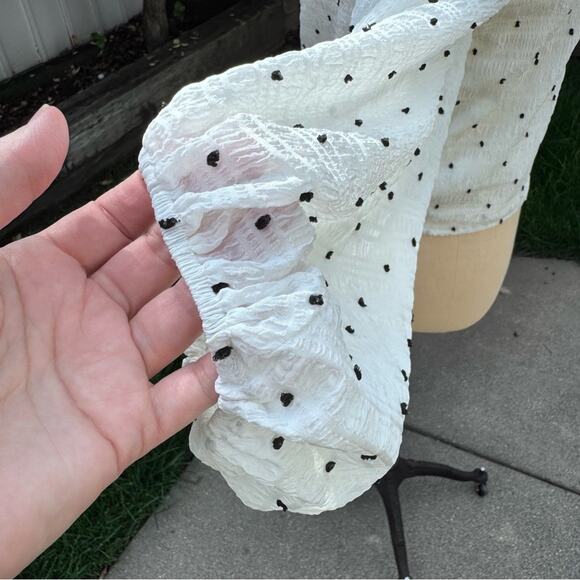 The Line Of Style Wrap Style White Black Polka Dot Blouse Women's Size Medium - Picture 5 of 13